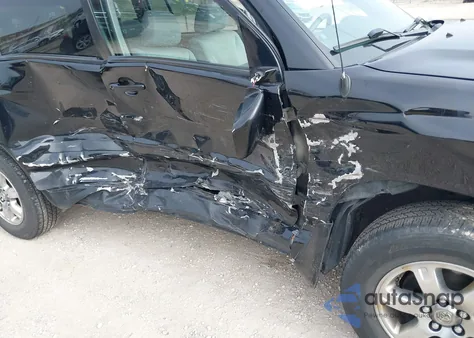 2005 Toyota Highlander V6 z USA, uszkodzony, nr VIN JTEEP21AX50120153